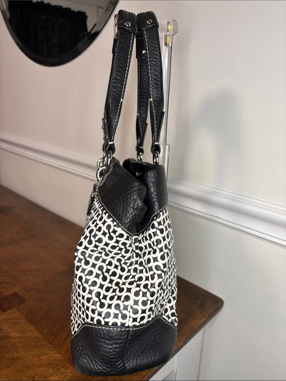 Coach Penelope Op Art Signature Shoulder Bag in classic black and white EUC - Picture 9 of 16